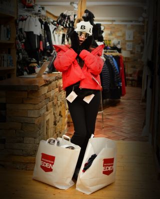 🖤 BLACK FRIDAY je tady! Vyhlédli jste si zimní kousek z nové kolekce, ale nestihli jste nás navštívit včera během NIGHT...